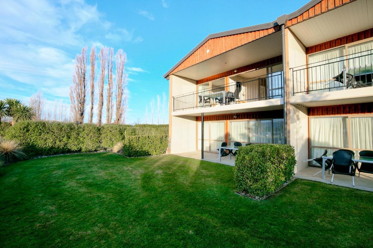 Mountain Range Retreat Wanaka Exterior photo