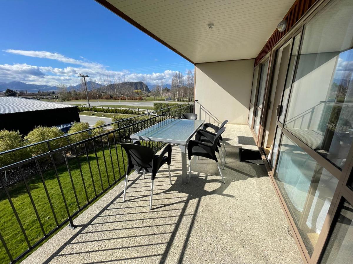 Mountain Range Retreat Wanaka Exterior photo